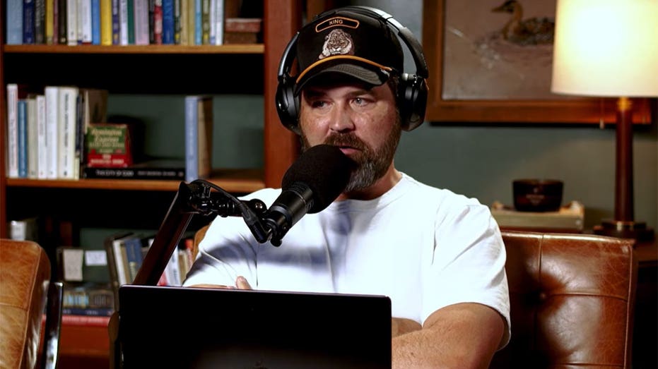 'Duck Dynasty' stars weigh in on Lindsay Clancy case, say America is 'turning spiritual issues into diseases'