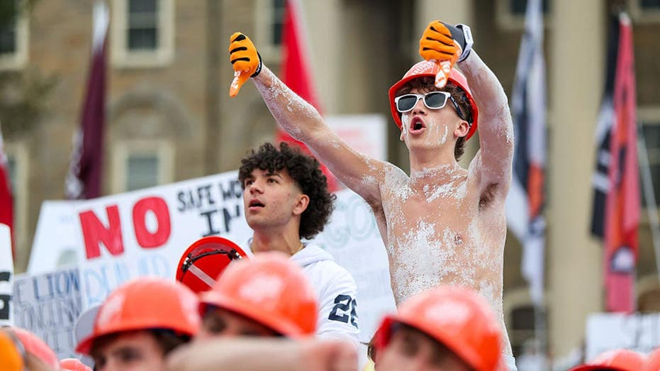 ESPN ripped by fans for horrific 'College GameDay' decision: 'Ruined the show!'