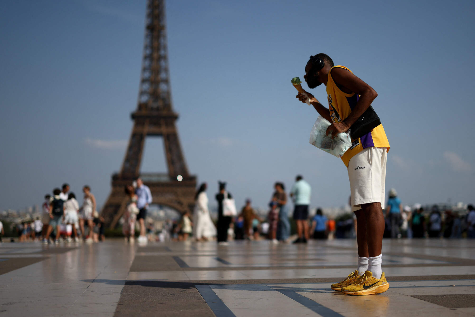 Eiffel Tower workers strike after female staff removed during Hindu visit