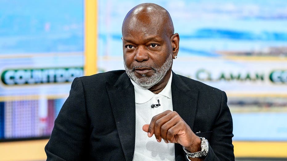 Emmitt Smith accused of conning Native American investor out of $2.5M in solar farm deal