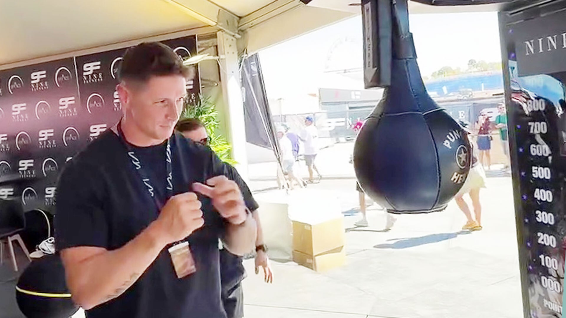 Ex-Chelsea and Liverpool star Fernando Torres breaks punch machine record after incredible body transformation
