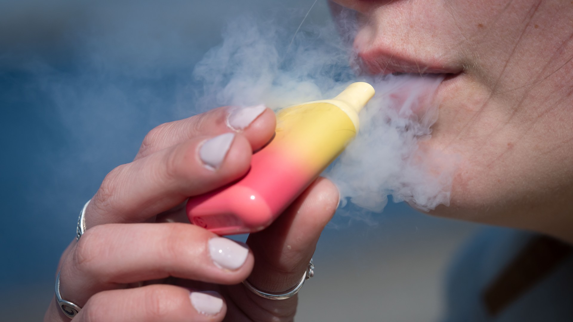 Exact date new vaping rule will come into force – leaving buyers £137 out of pocket