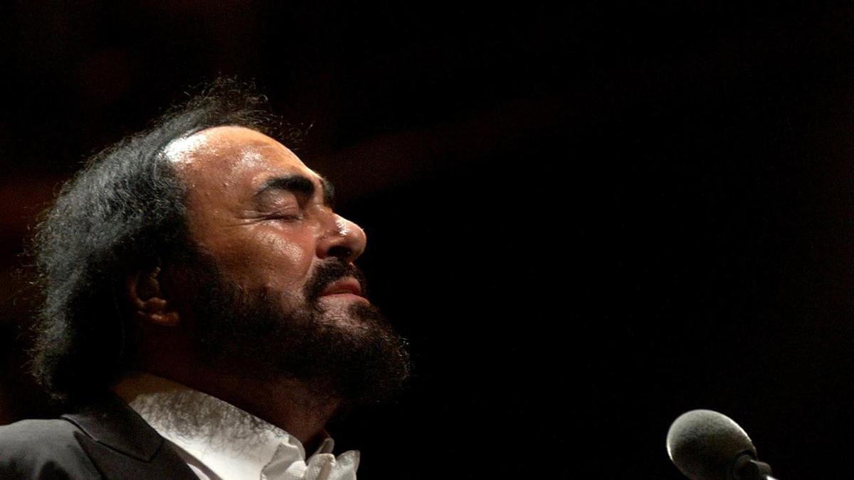 Family slams use of Pavarotti voice in far-right video
