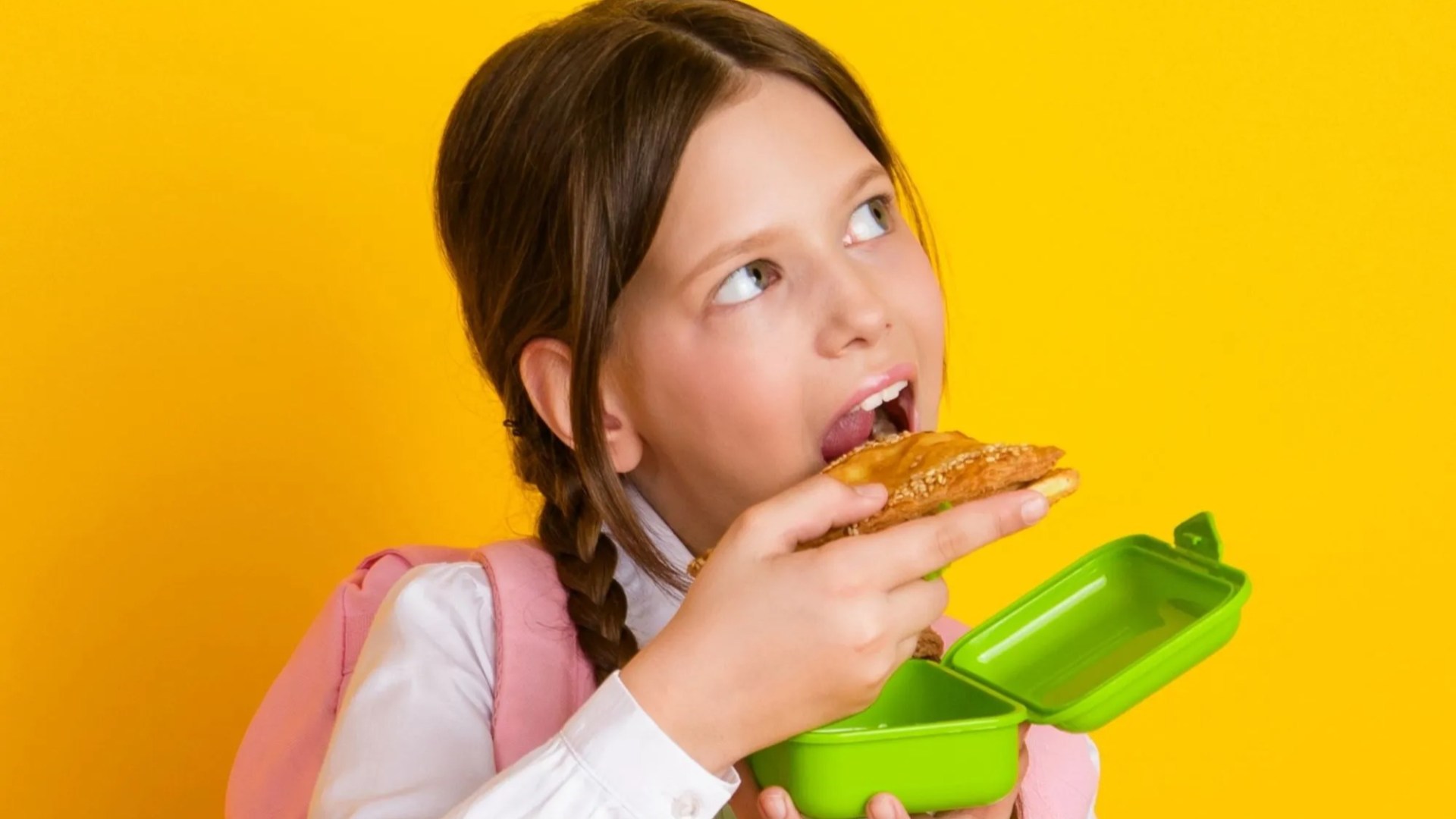 Five irresistible ideas to revamp your kids’ lunchbox for the new term from pizza quiches to carrot & cheese crackers