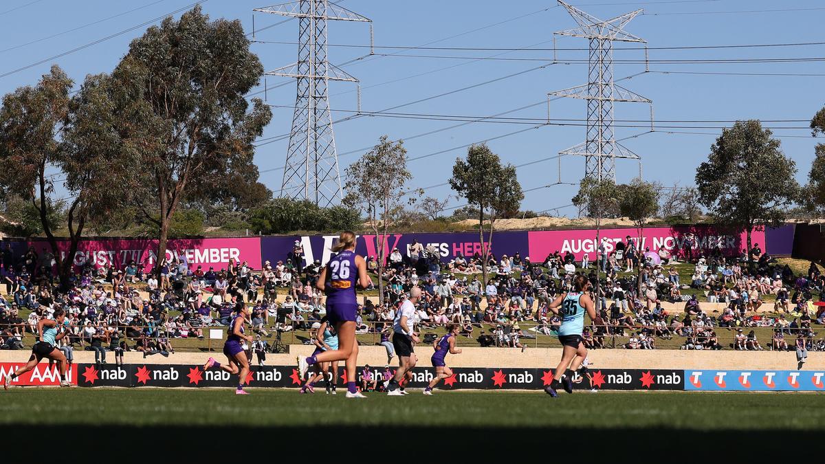 Fremantle Dockers will not underestimate winless Essendon in hunt for first win at Cockburn ARC Oval