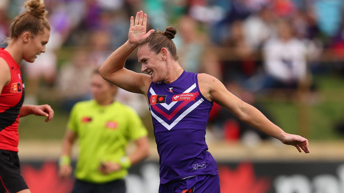 Fremantle Dockers win first game at Cockburn ARC Oval after physical clash with Essendon Bombers in AFLW