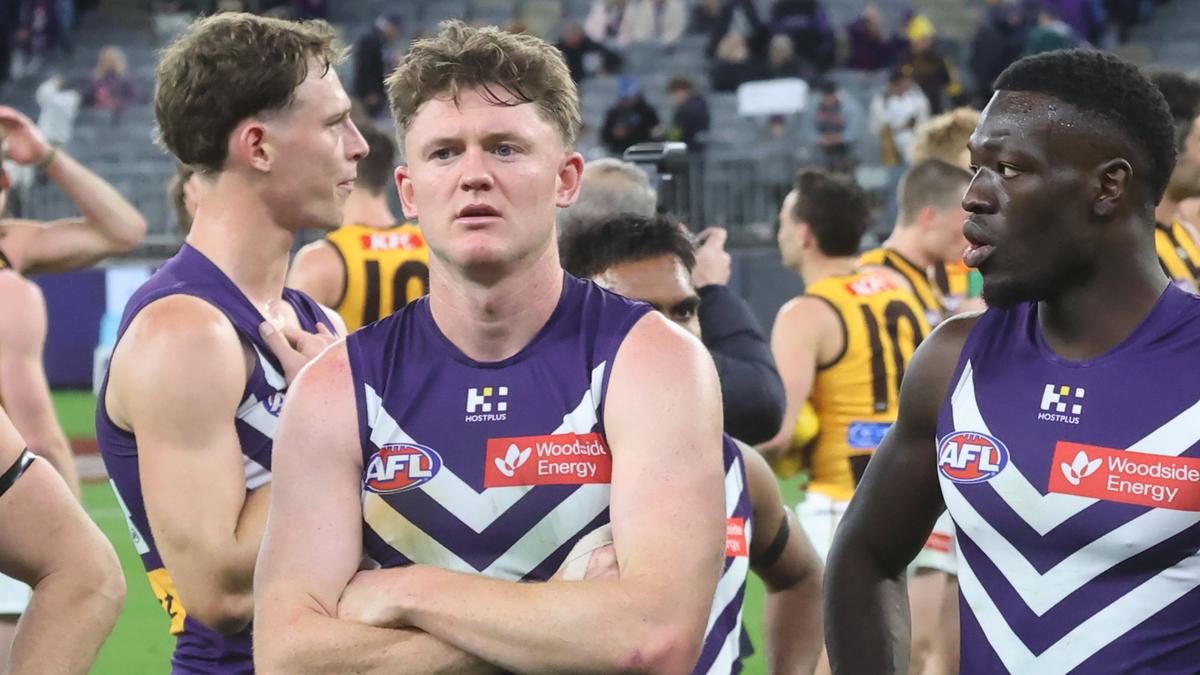 Fremantle team news: Dockers make two changes for do-or-die semi final against Geelong Cats