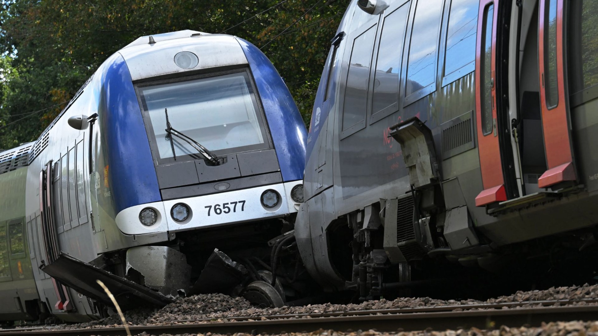 French cops suspect saboteurs after train carrying 180 derails injuring 44 passengers