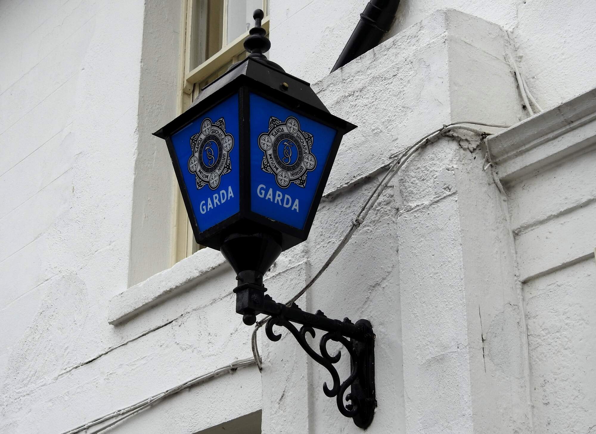 Gardaí search for man after woman assaulted during lunchtime walk in Waterford