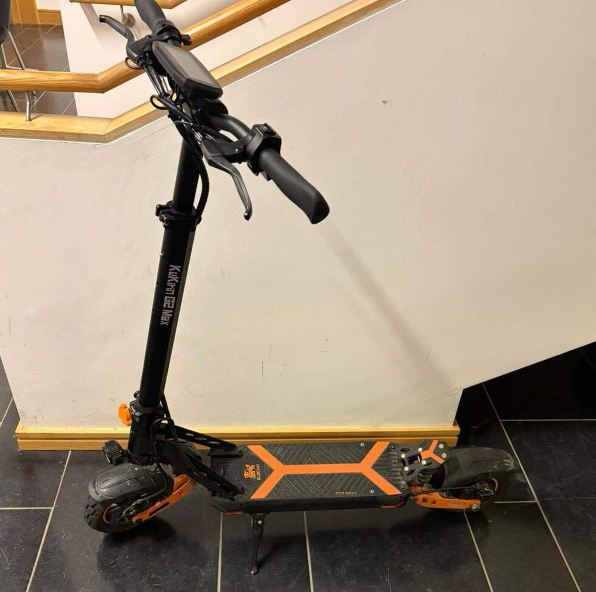 Gardaí seize high-speed e-scooter in Wexford town after 14-year-old fails to stop