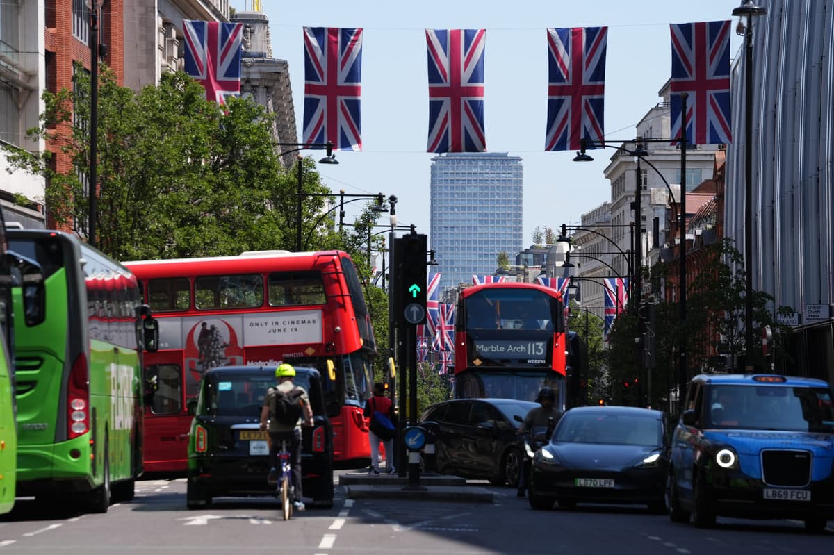 Government rejects council's 11th hour bid to delay Sadiq Khan's pedestrianisation of Oxford Street