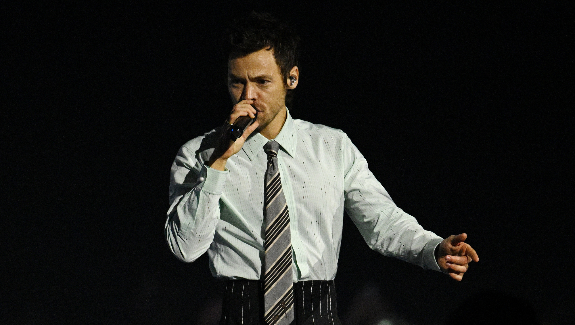 Harry Styles announces two stadium shows in Dublin next summer