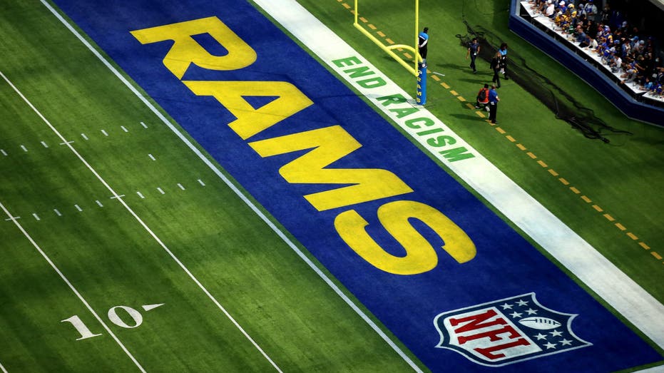 Here's what the NFL should put in the end zone instead of "End Racism"