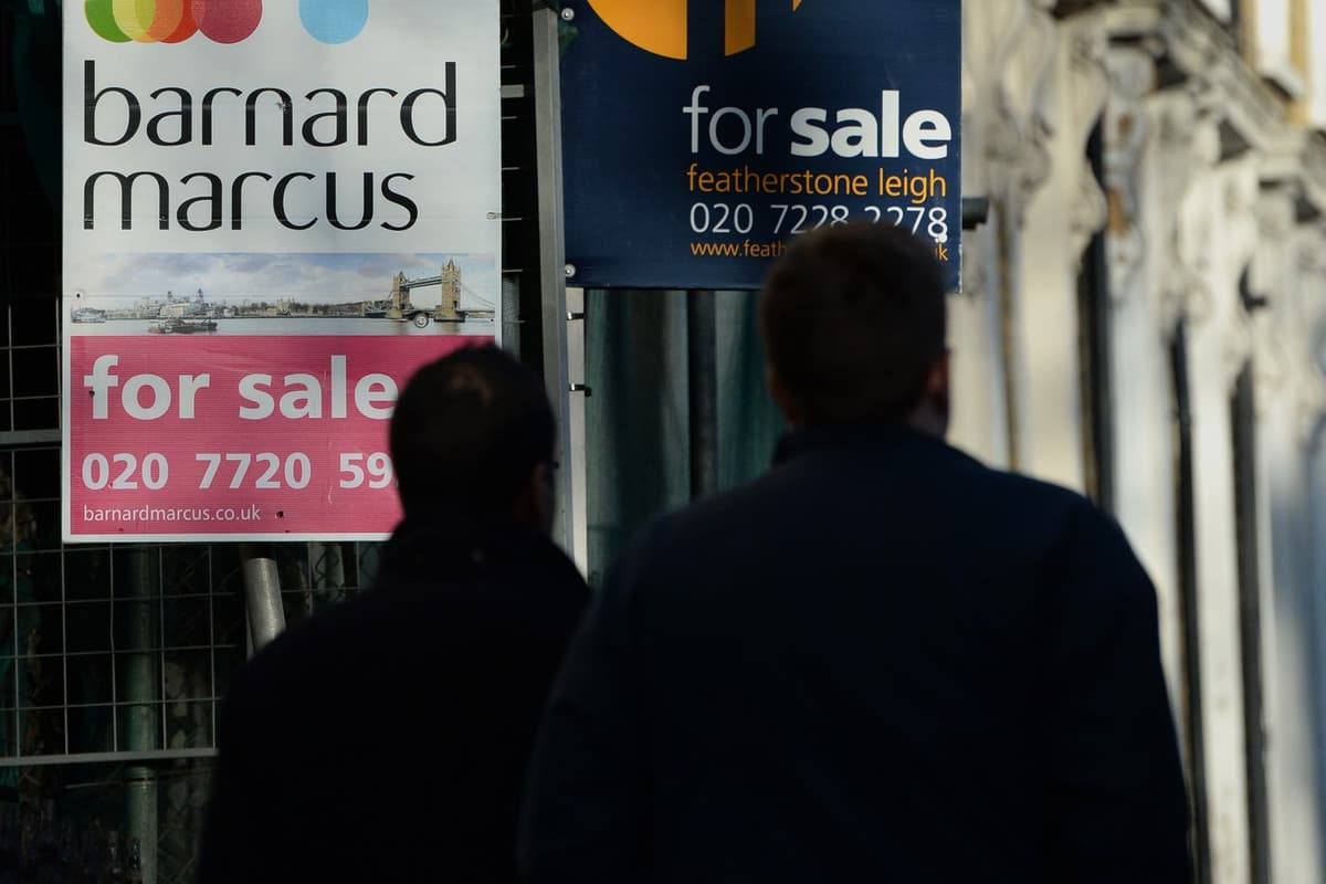 Housing market gradually finding its footing, say surveyors