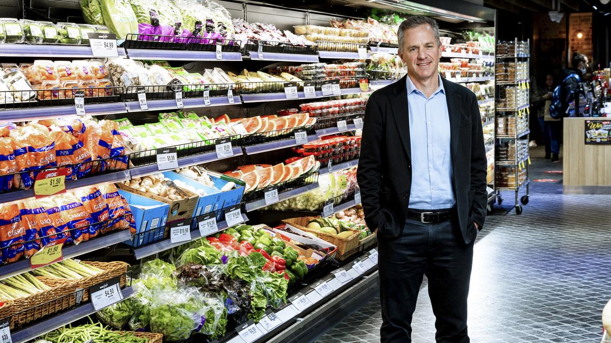 IGA supplier Metcash braces for illicit tobacco to burn hole in earnings