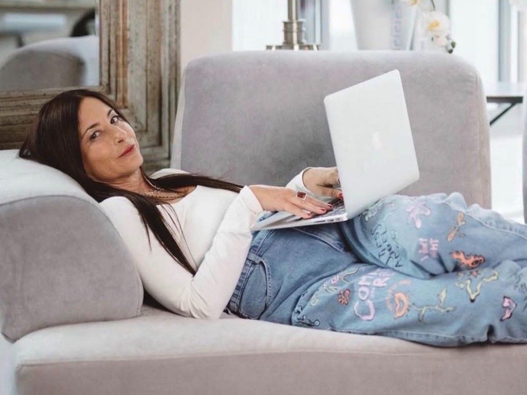 I’m a good listener but no one ever asks about me. Am I missing something? | Ask Rebecca