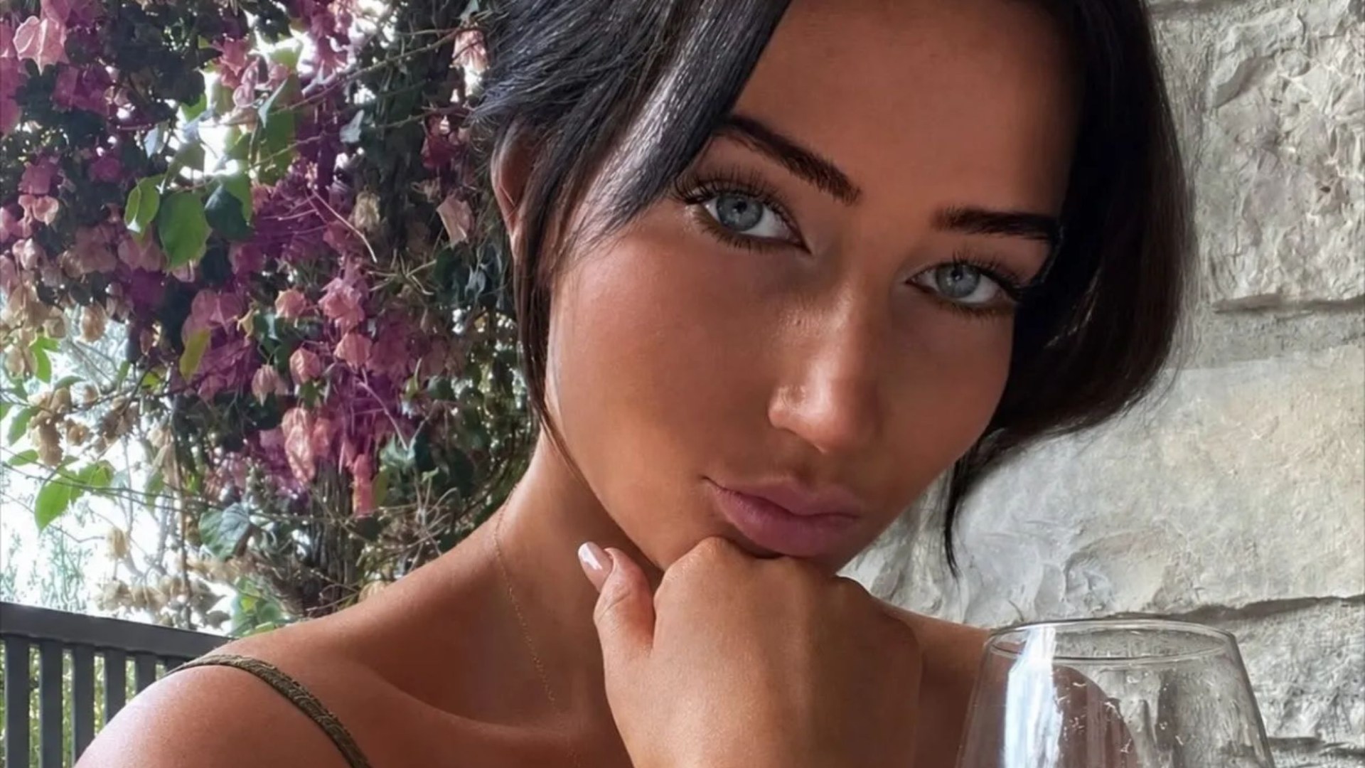 Inside UK’s ‘most hated’ TV star Lottie Lion’s new romance with Dicaprio’s pal after sugar daddy shock & Apprentice romp