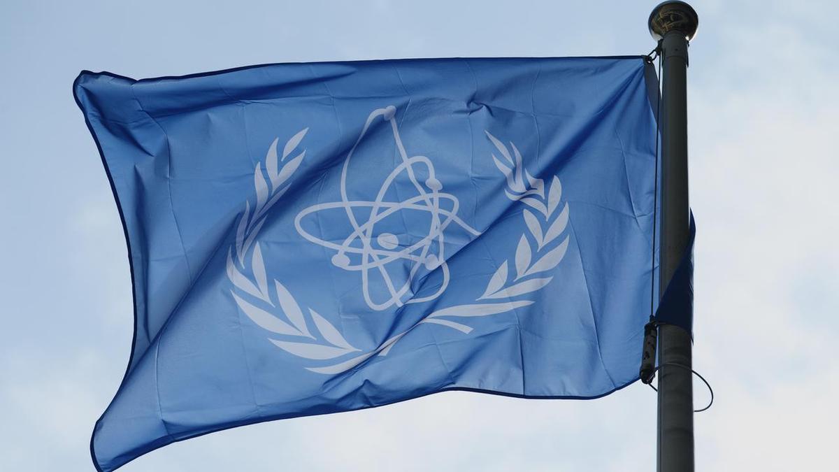 Iran protests as nuclear chief is blocked from meeting