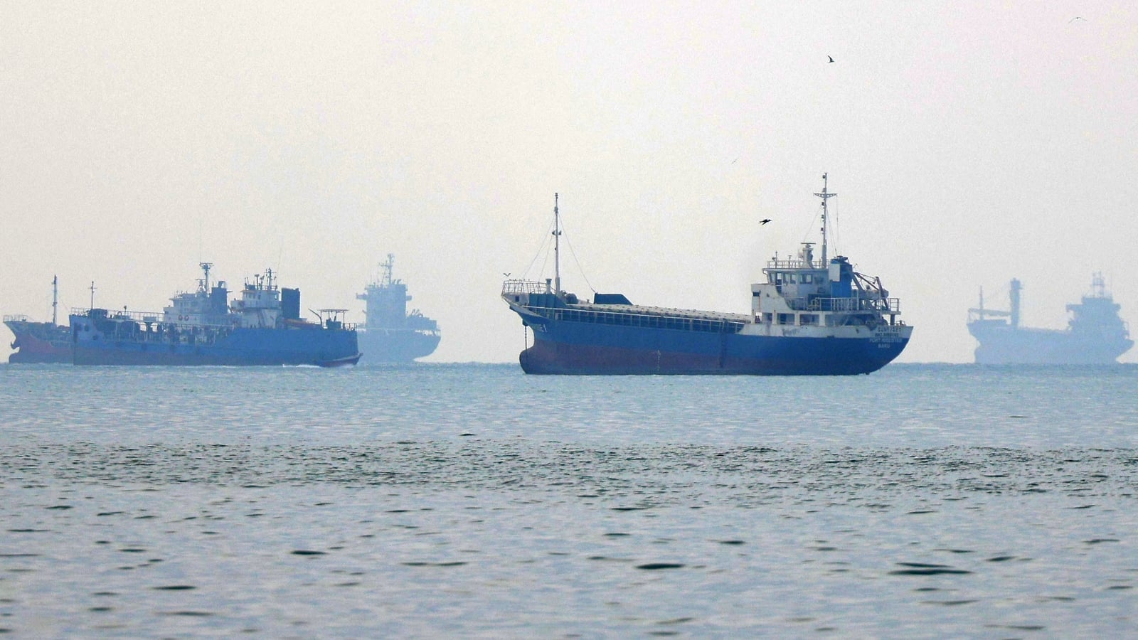 Iran says it fired advanced missile at US warships