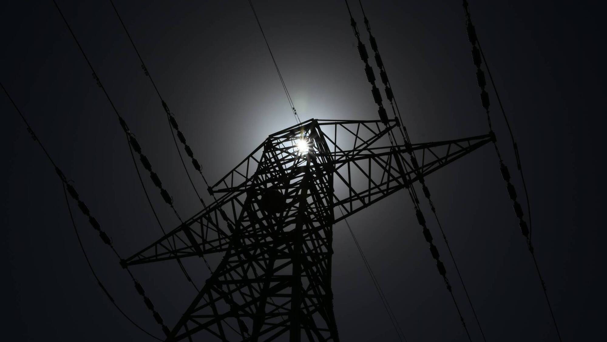 Ireland could face ‘total blackout’ after coordinated power grid sabotage, expert warns