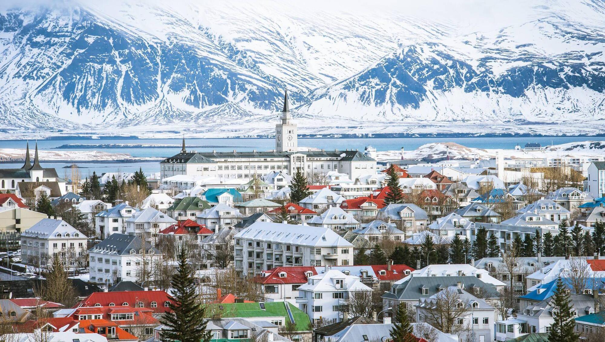 Irish woman, 18, dies in high-speed car crash in Iceland