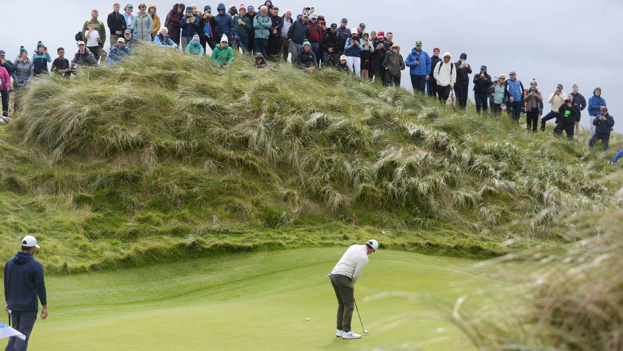'It really is a traffic jam': ‘Sexy’ Irish Open kicks off amid testing conditions