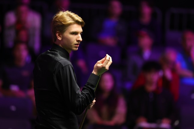 Iulian Boiko playing snooker through ‘scary’ family situation in Ukraine