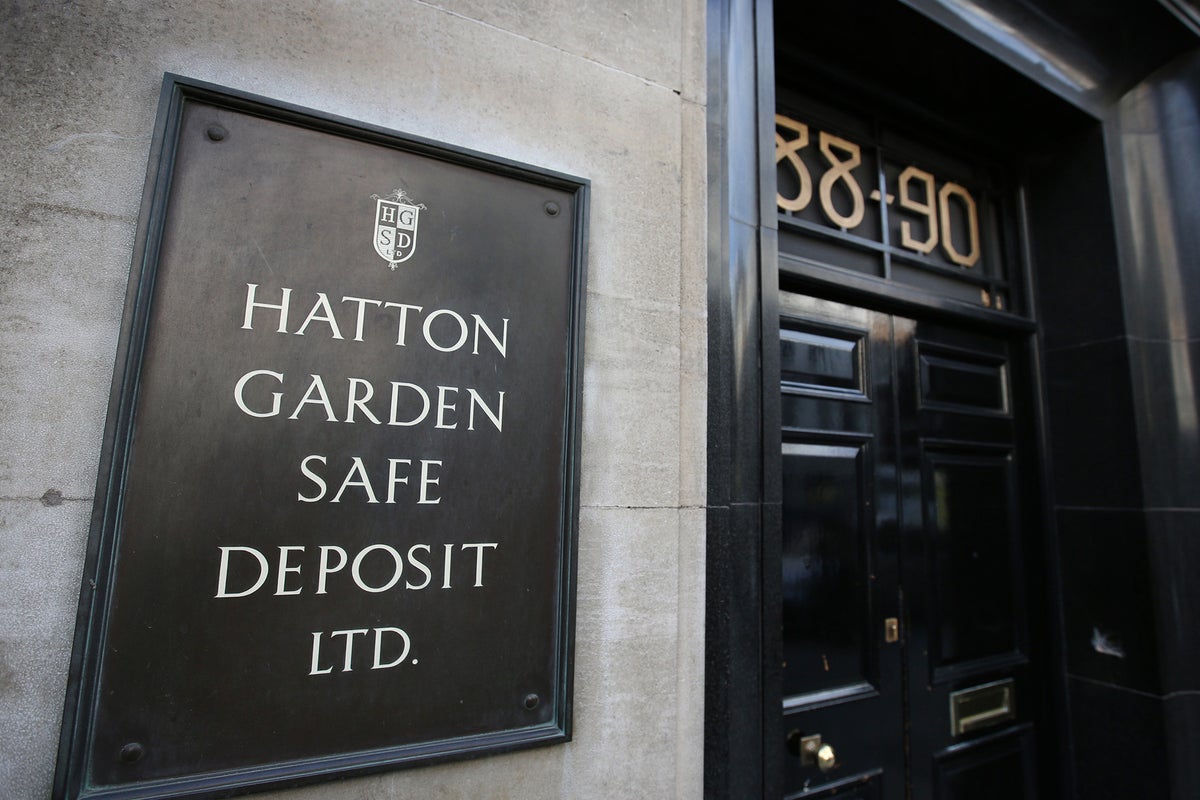 Jewellers criticise ‘ghoulish’ plans for Hatton Garden burglary-themed bar