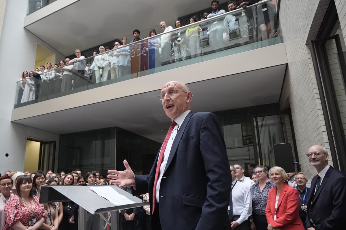 John Healey unveils £150m fund for northern firms in push for growth