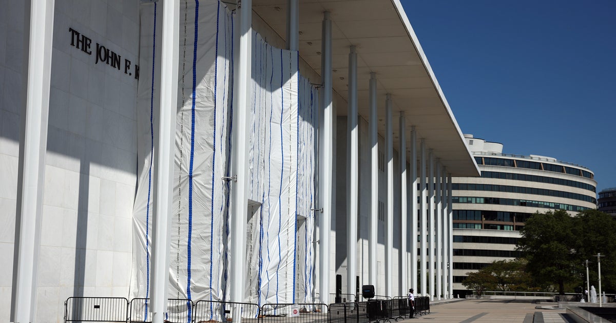 Judge rules Kennedy Center board cannot put Trump's name on building again