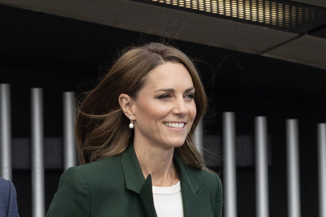 Kate joins William at launch of suicide prevention toolkit