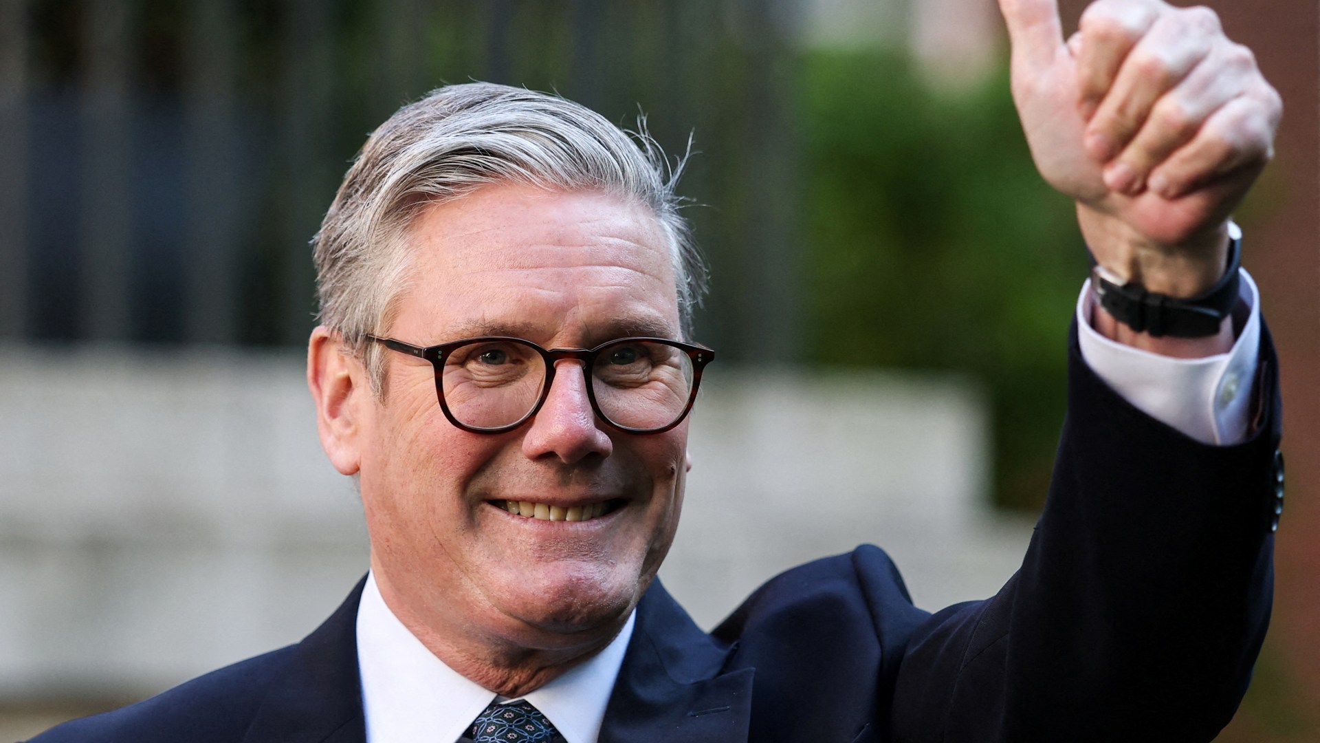 Keir passing the baton? How his final U-turn has left his treacherous comrades with a poisoned chalice
