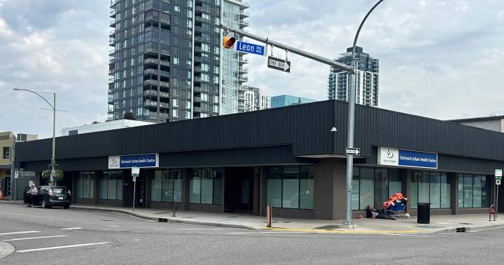 Kelowna asks Ottawa to help shut down the downtown’s supervised consumption site