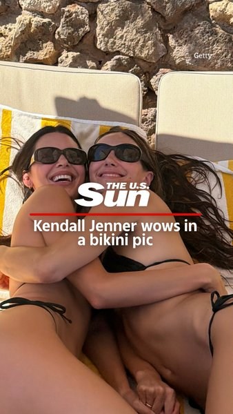 Kendall Jenner wows in bikini snaps as she posts summer dump
