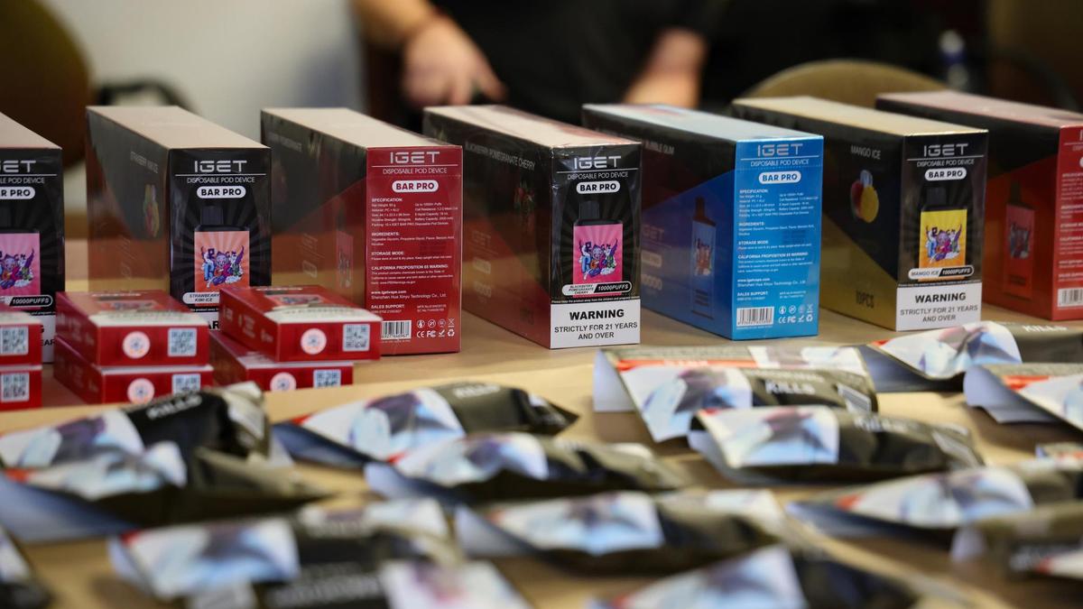 Labor ‘funding organised crime’ with tobacco laws, Opposition Leader Angus Taylor says