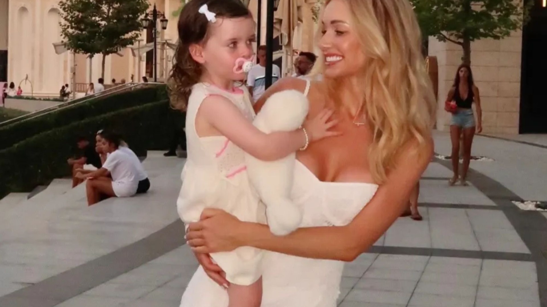 Laura Anderson admits she felt like ‘biggest faliure’ after split from Gary Lucy as she shares emotional post