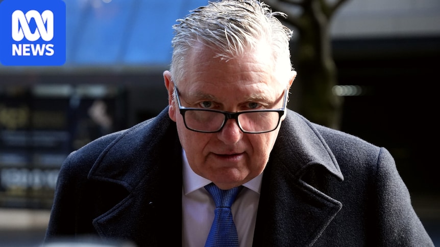Live: Ray Hadley resumes giving evidence at radio 'rival' Alan Jones's trial