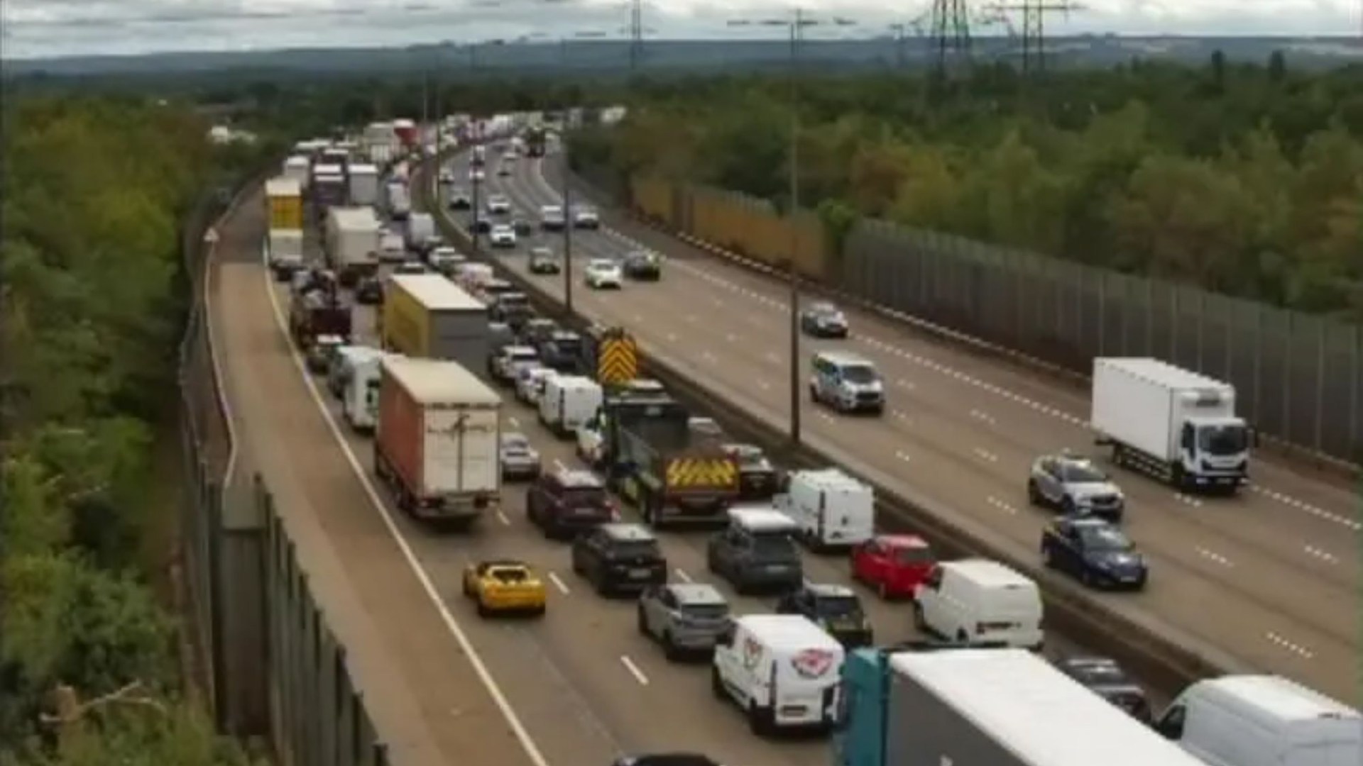 M25 closed over vehicle fire & huge fuel spillage as drivers stuck in long delays