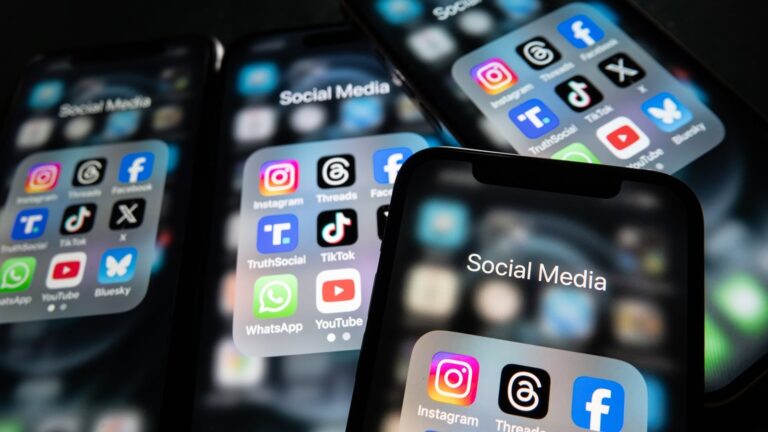 Macron calls for EU-wide under 15 social media ban