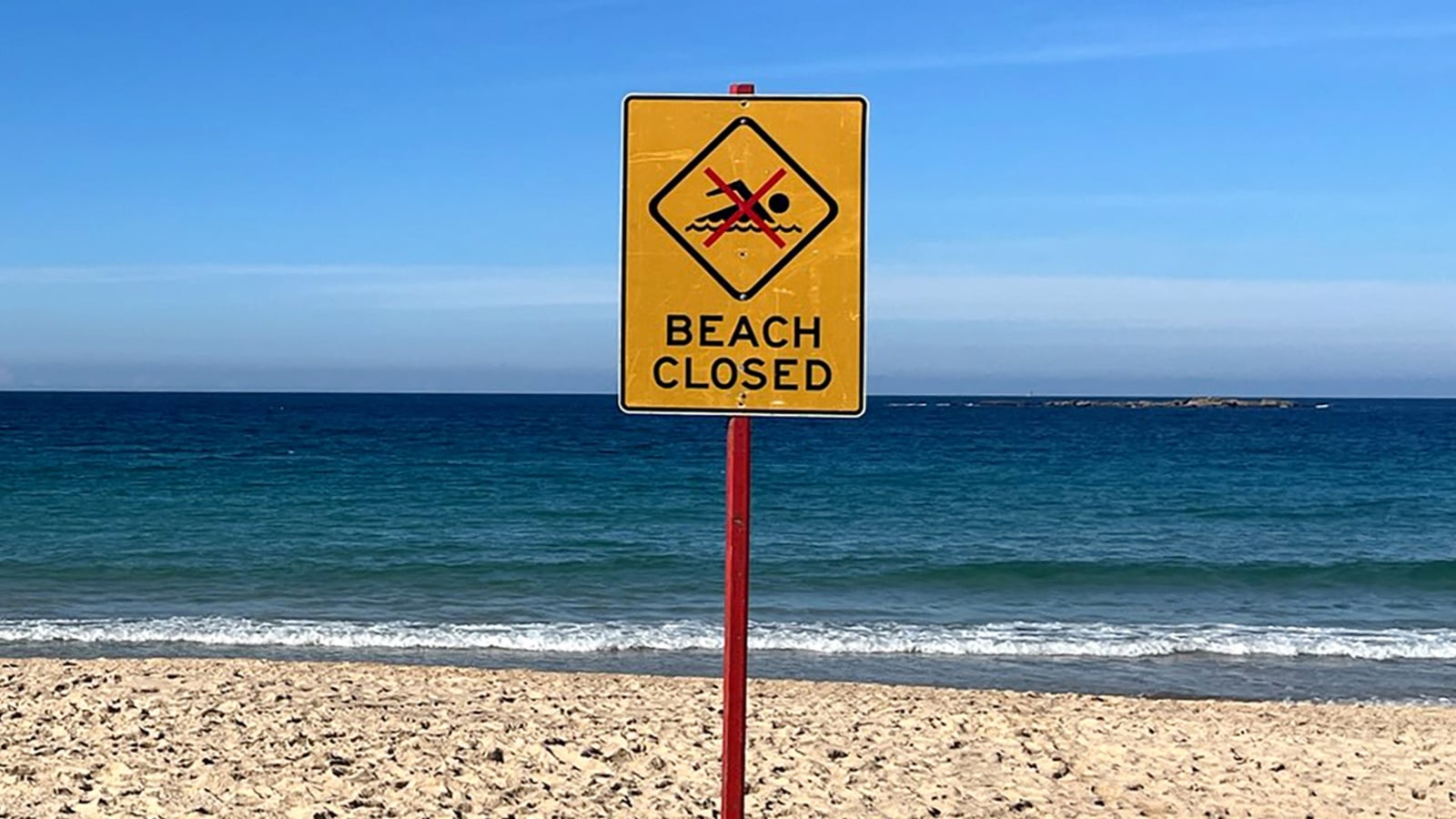 Man, 50s, hospitalised in Western Australia shark attack
