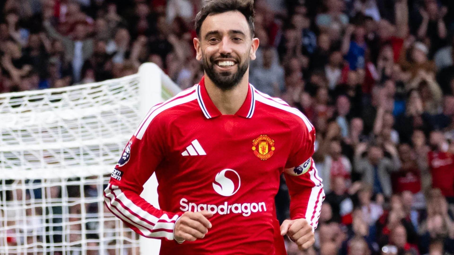 Man Utd stars make feelings clear on Bruno Fernandes’ new contract amid talks to make him top paid player at club