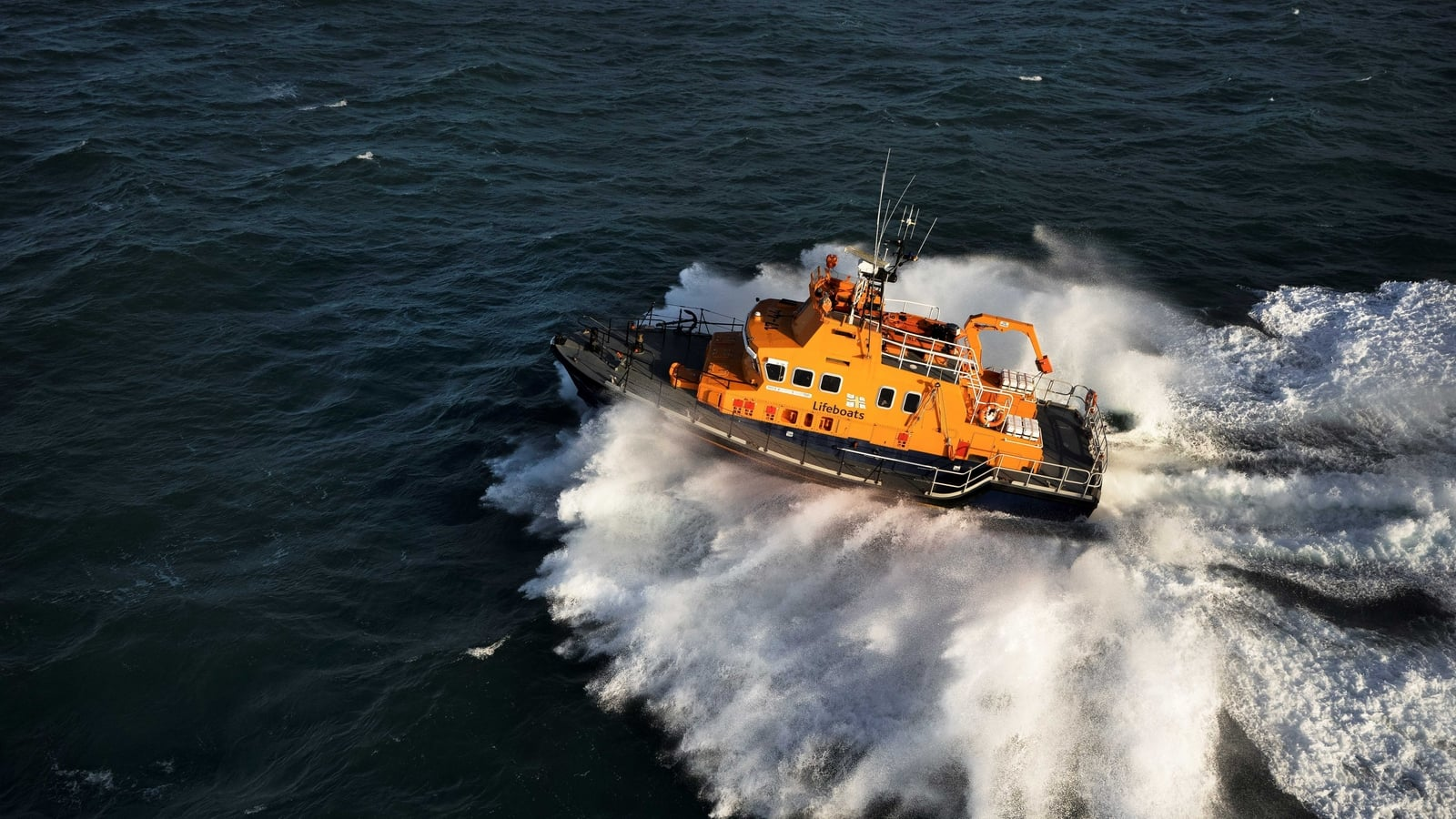 Man's body recovered from sea off west Cork
