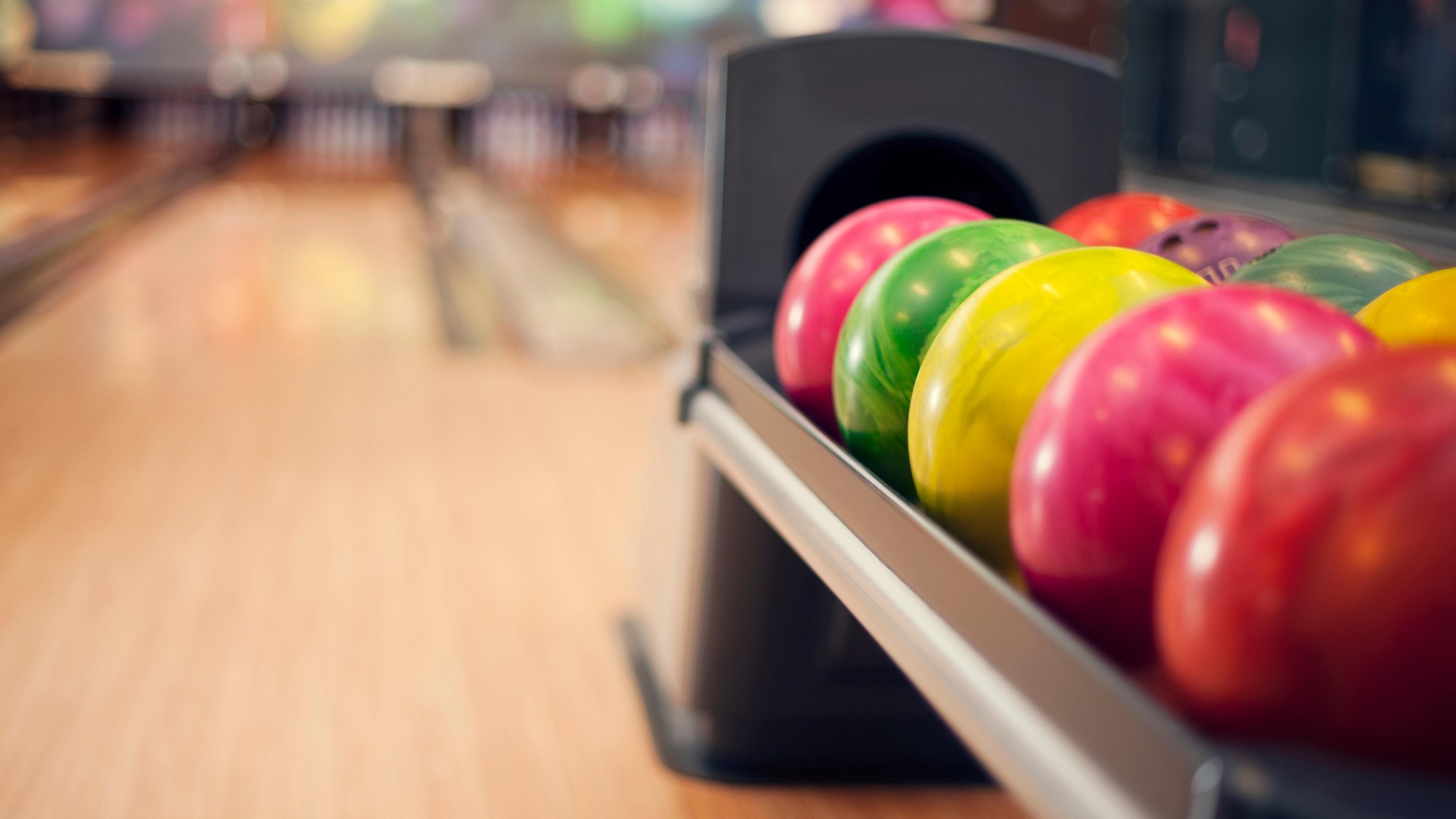 Marks & Spencer flagship store is being turned into £3m attraction with bowling alley, crazy golf and a bar under plans