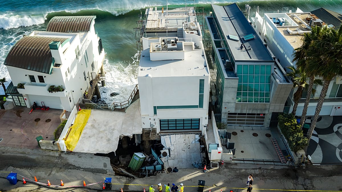 Massive sinkhole opens outside Nicolas Cage’s Malibu mansion