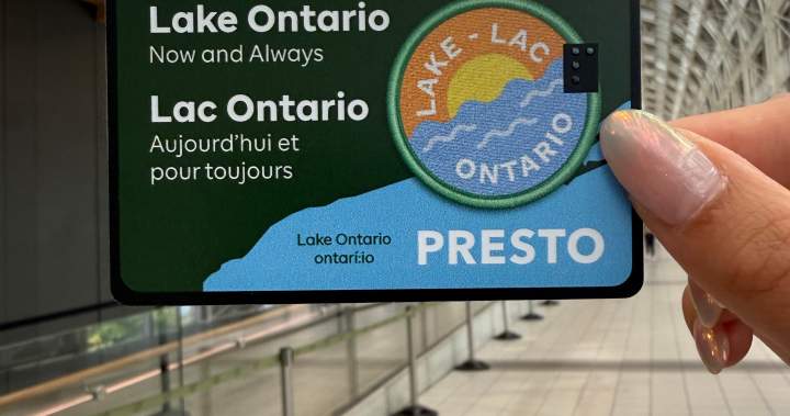 Metrolinx hands out limited-edition Lake Ontario Presto cards at Union Station