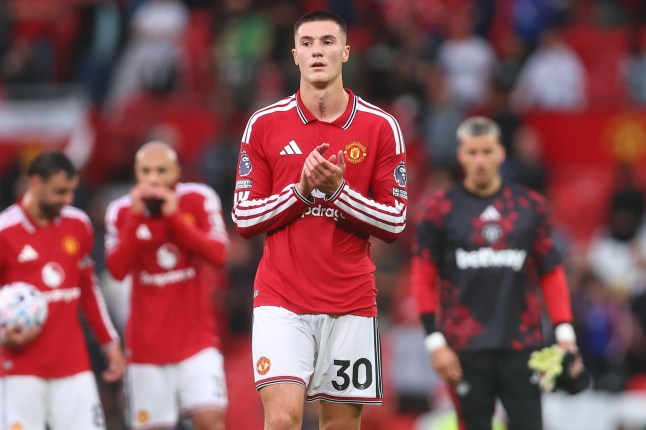 Michael Carrick gives Benjamin Sesko update and names Man Utd star who ‘can do more’