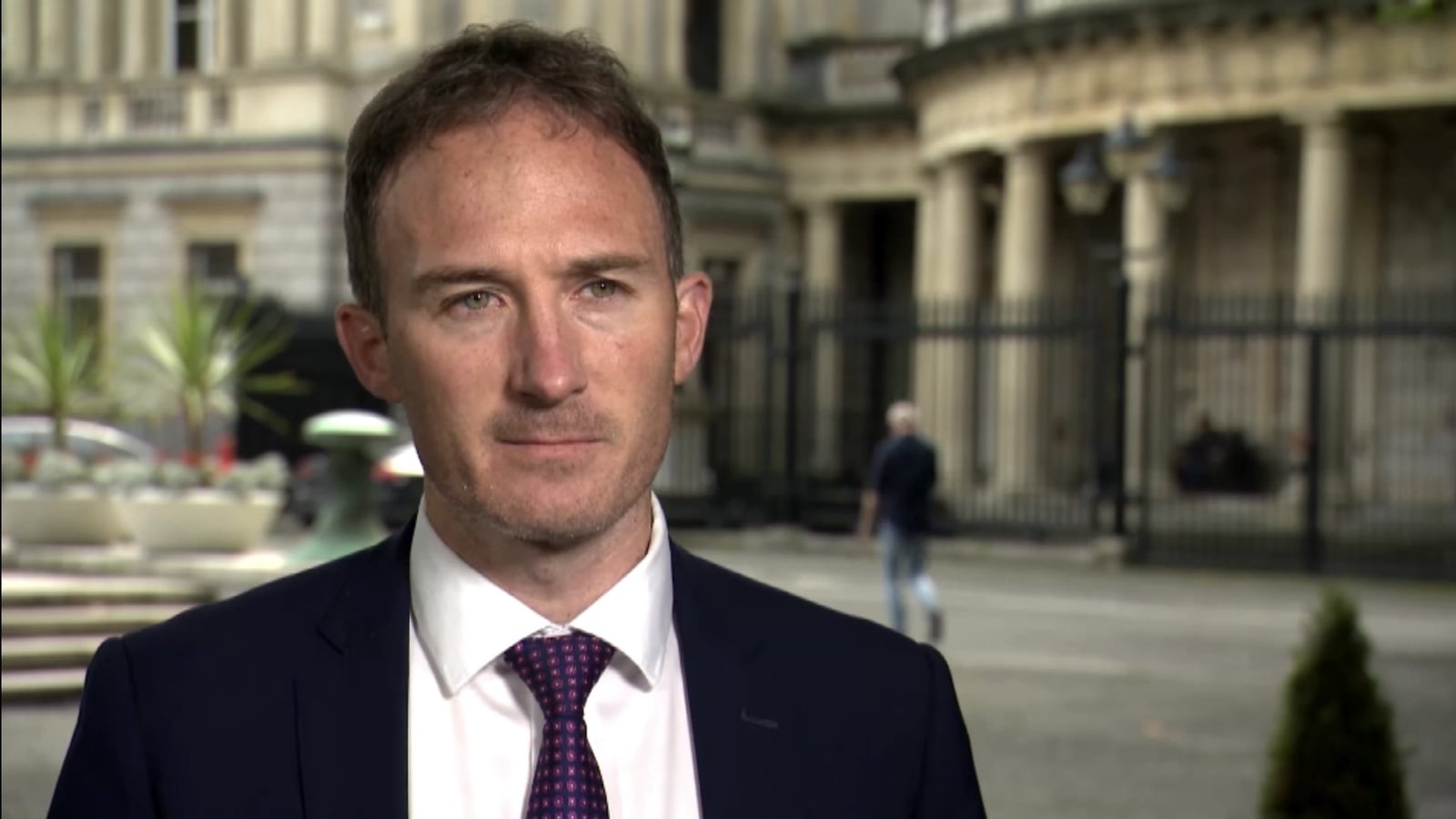 Minimum pay rates for security workers to be increased