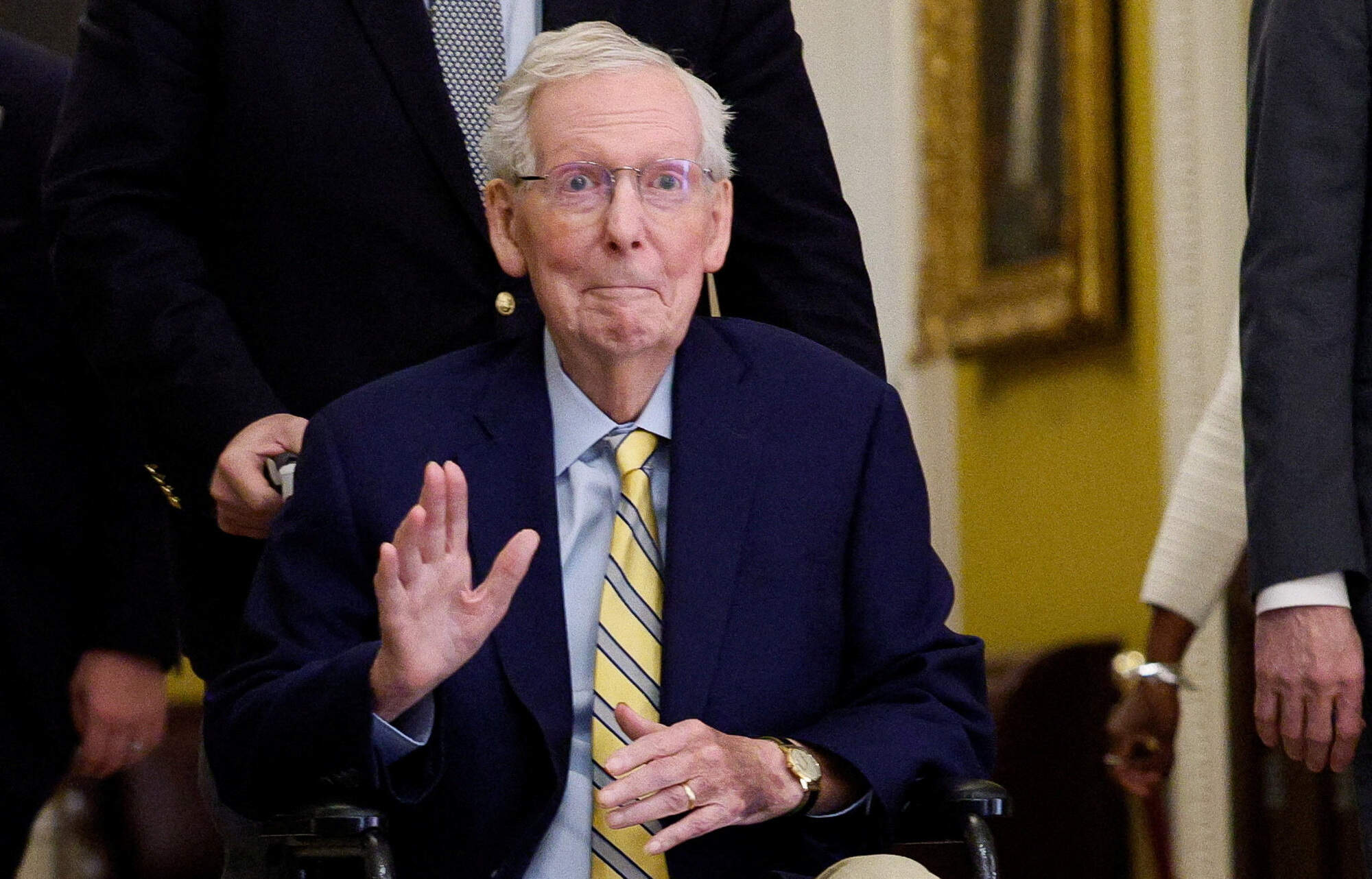 Mitch McConnell returns to US Senate after a three-month absence