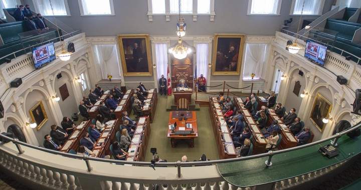 More Nova Scotians add their names to petition calling for return of uranium ban