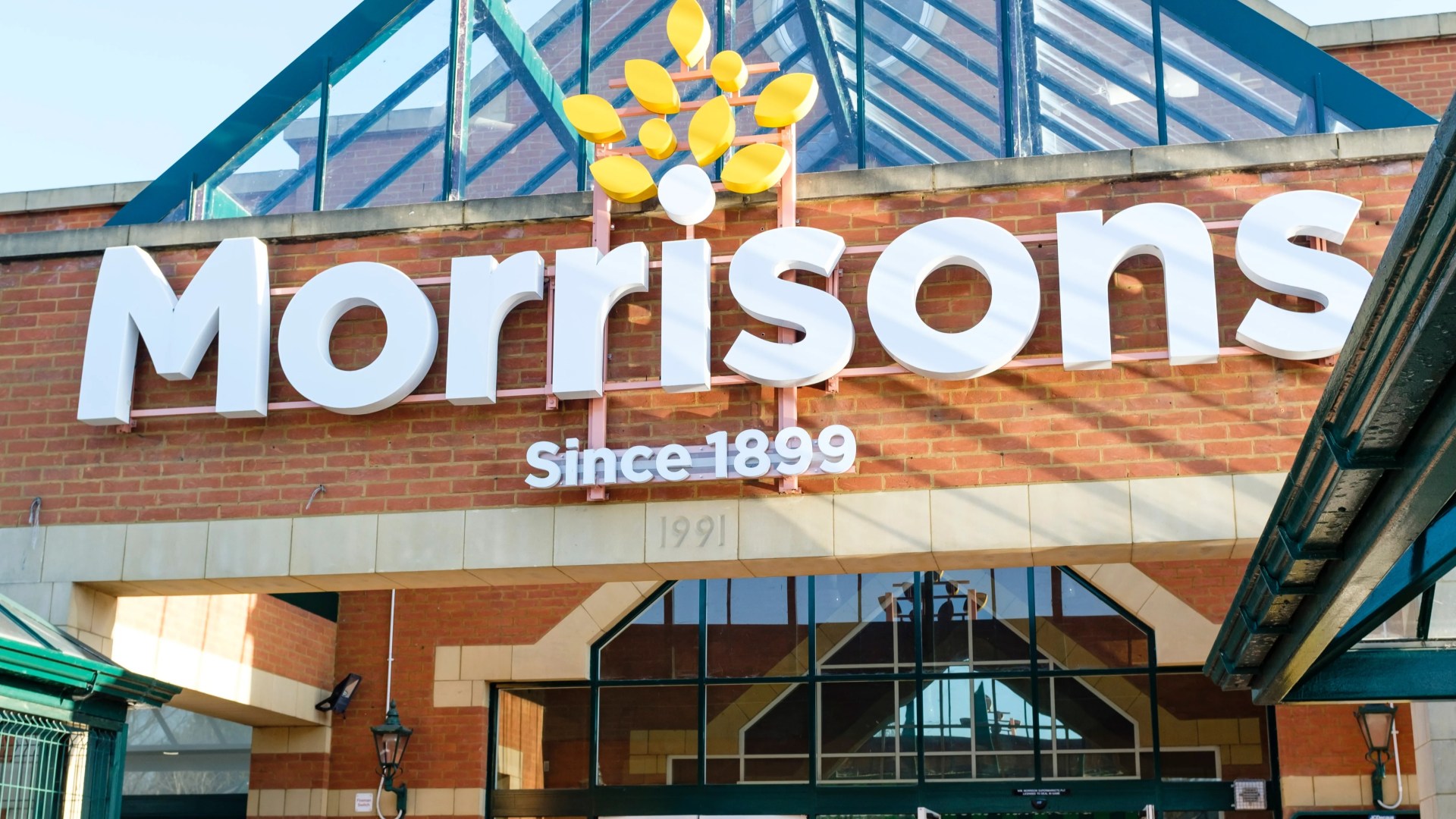 Morrisons shoppers spot new treat that looks almost identical to discontinued Cadbury choc that was AXED 16-years ago